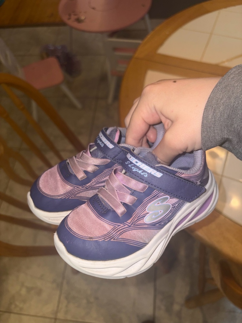 Skecher Light Up sneakers toddler 8